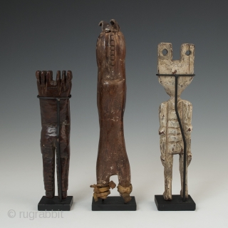 Three slingshots, Maya, North and South Highlands, Guatemala, Early to mid-20th century, 5.5" (14 cm), 7" (17.8 cm) and 6.5" (16.5 cm) high. Ex. private collection, New York 	

Three slingshots from a  ...