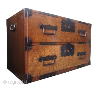 Antique Japanese Tohoku Tansu Keyaki Burl Double Drawer Kimono Chest

An antique Japanese Tohoku Tansu made of beautiful Keyaki Burl root (Zelkova) and Suginoki (Cryptomeria) woods. Original finish and hand made iron fittings  ...