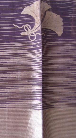 Japanese Noh Performer's Robe Suo with Gingko Motif


Extraordinary stunning Japanese robe of purple woven asa (hemp), with gold woven through in striations and bold gingko leaf design. The suou is the traditional  ...