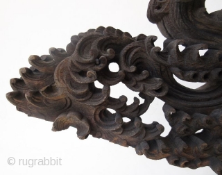 Japanese Mounted Architectural Carving of Waves


A beautiful stand mounted Japanese architectural (corbal) carving of ocean waves. One of this detail and design would have been built into the architecture of a temple.  ...