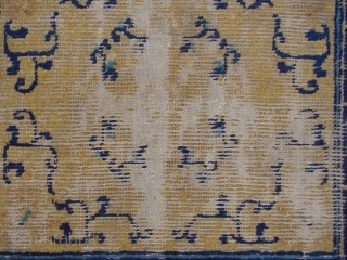 No.A0008 * Chinese Antique Ningxia Rug-Mat(Fragments). Age: 18/19th Century.Size: 70x70cm (28"x28") . Origin: Ningxia Shape: Square. Material: 100% Wool Woven: Hand-knotted. Background Color: Yellows.All vegetable dyes.       