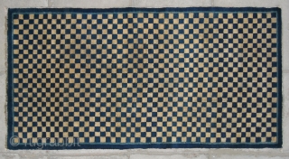 No.CL063 * Chinese Antique Rug "Checkerboard Design", Origin:Baotou-Suiyuan. Late 19th Century. Size:90x172cm(35"x68").Shape:Rectangle. 
Background Color:White & Blues.                 