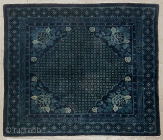 No.L96 * Chinese Antique Rug ,
Origin: Baotou.
Age: About 100 Years Old.
Size: 168x174cm(5'6"x5'9")
Material: 100% Wool 
Woven: Hand-knotted.
Flowers cover the middle field with the Peony corner. Three border:Pearl, T, Flower lattice. Cotton warp and  ...
