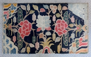 No.R165 * Tibetan Antique “Flower Design” Rug. Age:Late 19th/20th Century. Size:91x152cm(3'x5').wool/wool.Origin:Tibetan.Shape:Rectangle.Background Color:Blues.                     