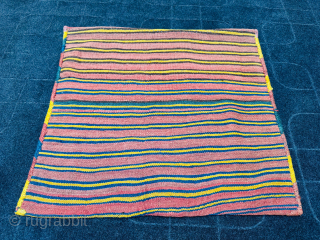 Excellent Condition 
Size 74 Cm X 79 Cm                         