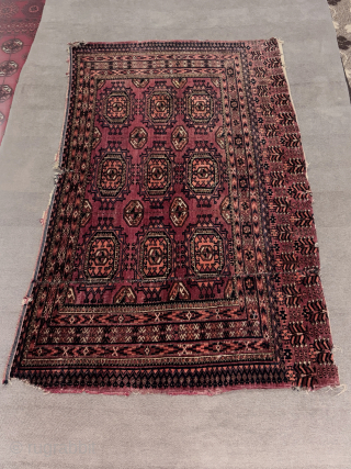 https://zubaidatribalrugs.etsy.com/listing/4388475633
Over 150 You Years Old.