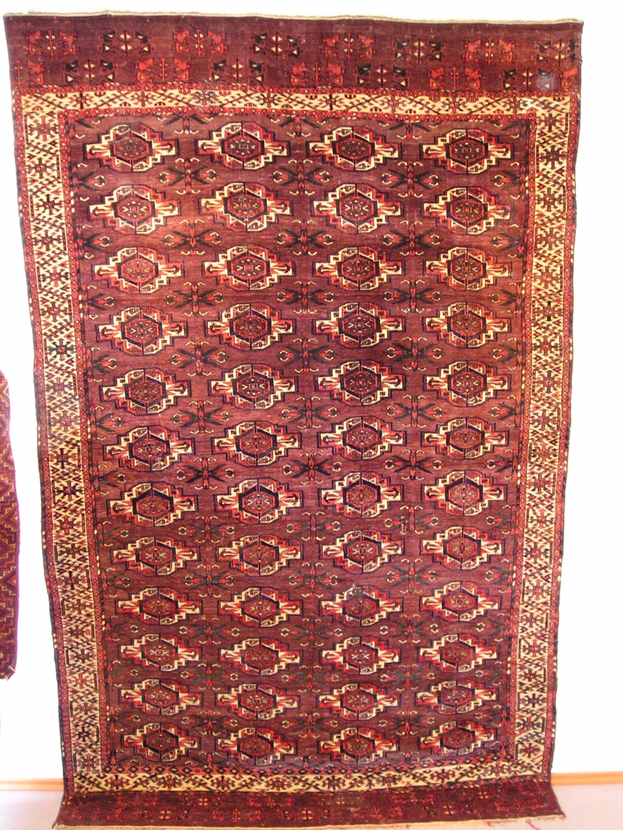 Yomut Turkmen main carpet