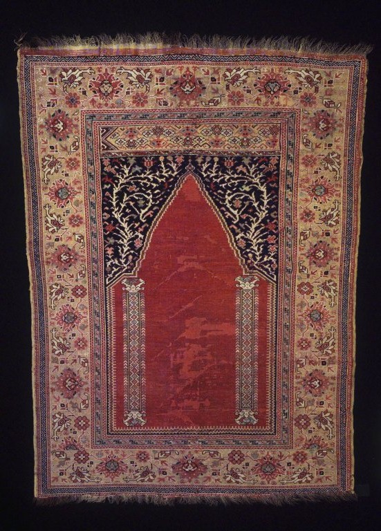 Ghiordes Prayer Rug