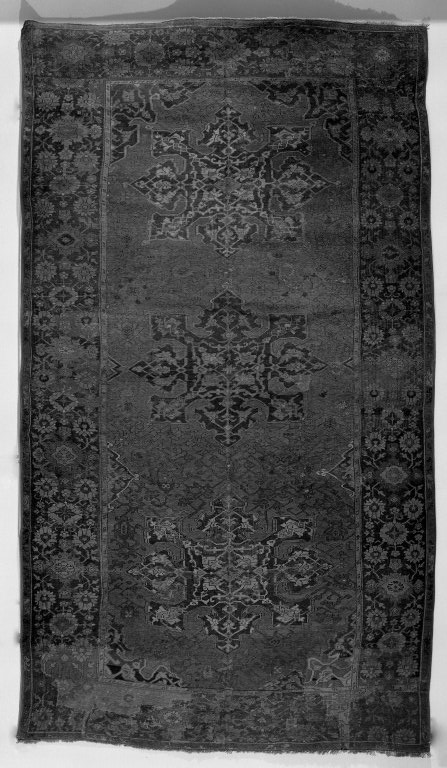 Star Ushak Carpet