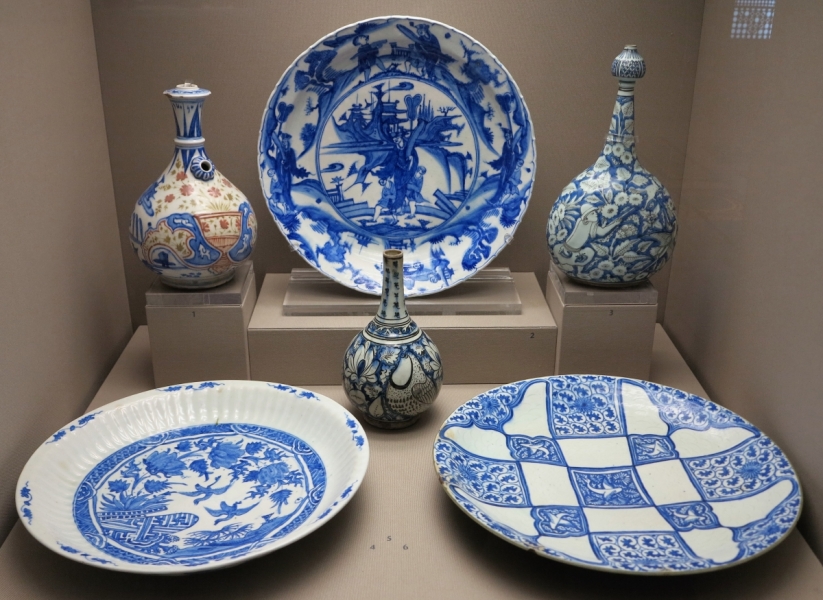 Qajar Persian Ceramics, Benaki Museum of Islamic Art