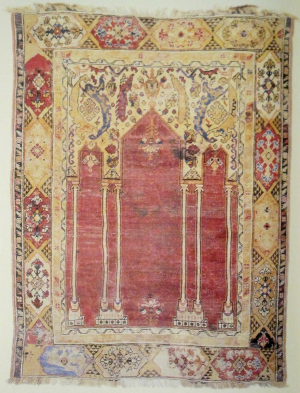 coupled column prayer rug